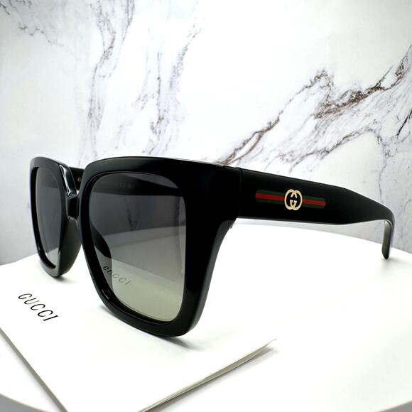 New GUCCI Sunglasses Black 54mm Square Gold Interlocking GG Red Green Web